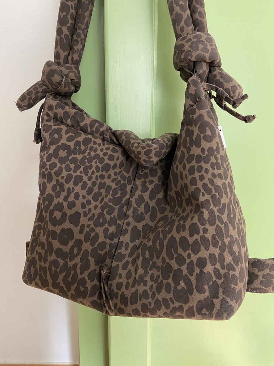 Borse da donna: Ölend Tasche Ona Soft Bag Leoprint – Usato da St. Gallen venduto da nro_8txt 1