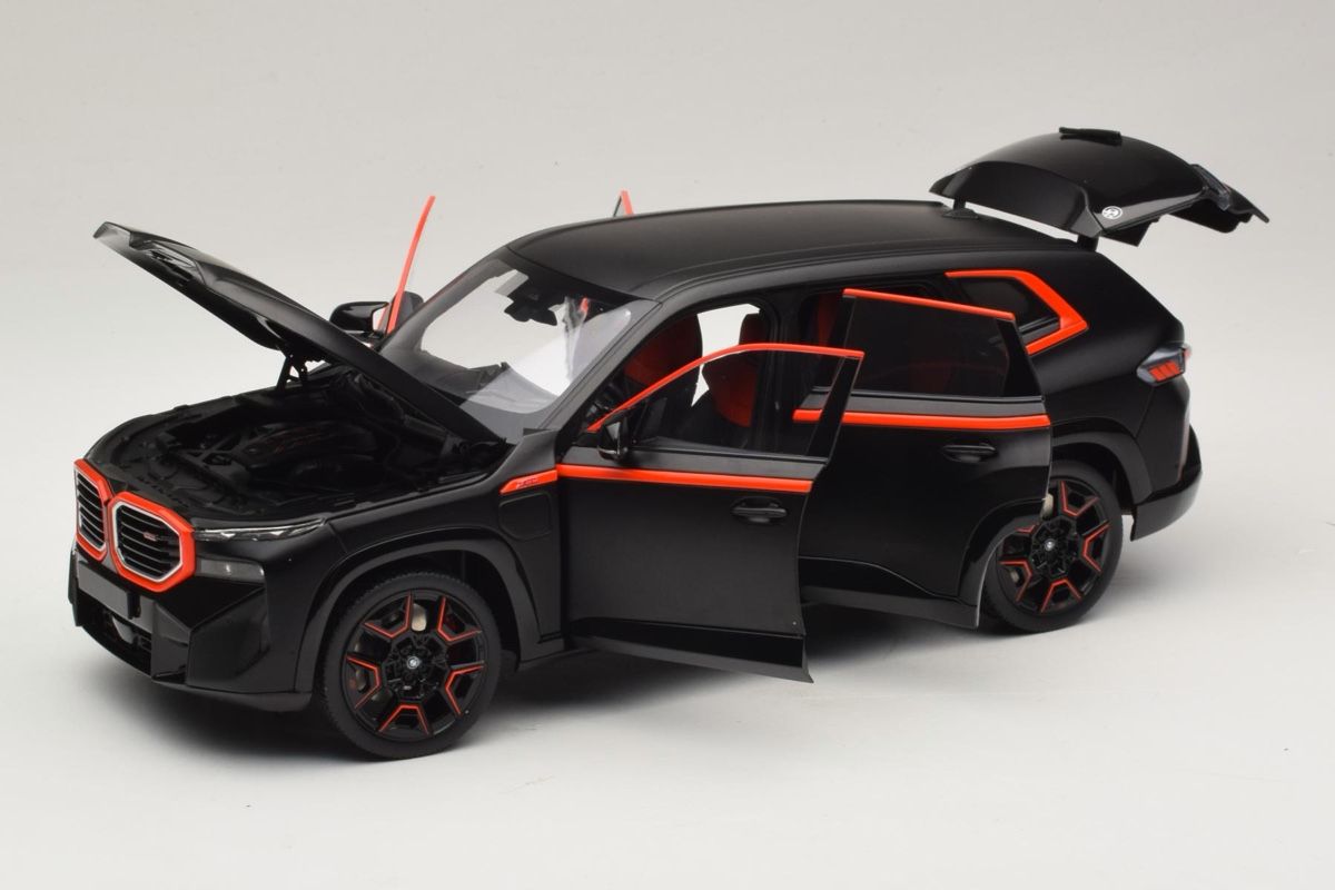 Minichamps Modellini d'auto: 1:18 BMW XM Minichamps – Nuovo e nell'imballaggio originale da Baar venduto da Cai 4