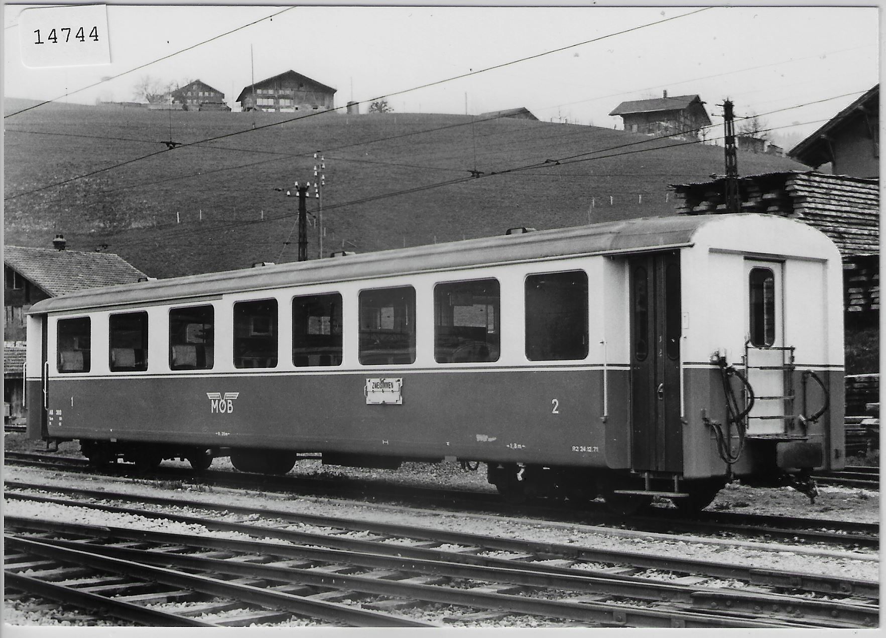 Ansichtskarten: M.O.B. AB 303 a Zweisimmen en 1975 – Gebraucht aus Ettingen von Kartenplanet