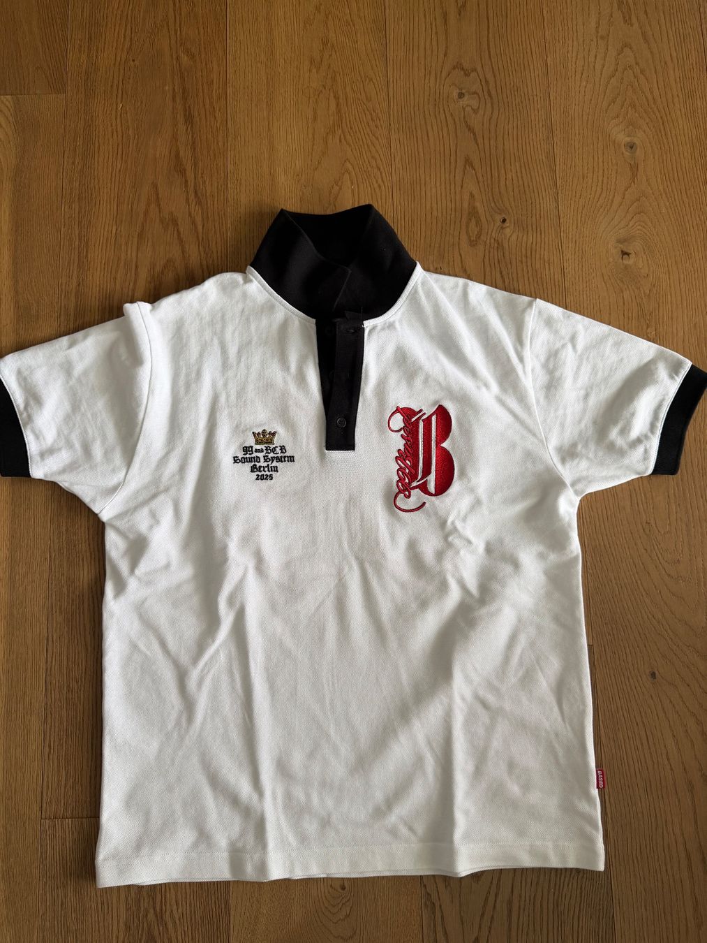 Magliette Polo: 99based polo shirt, grösse S – Nuovo (secondo la descrizione) da Kastanienbaum venduto da bot_bg6h