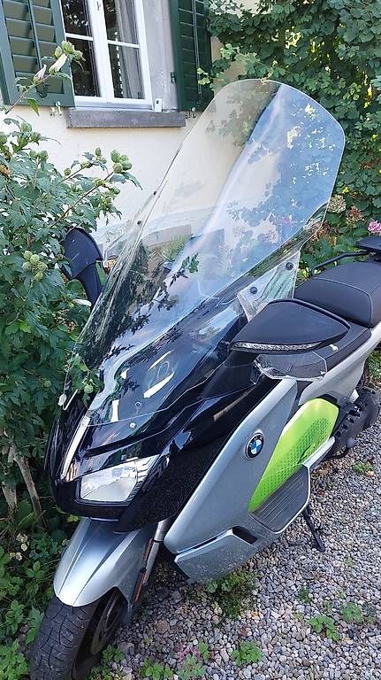 BMW Alle Rollerersatzteile: Hoher Windschild BMW C Evolution Winter – Gebraucht aus Dürnten von jockie