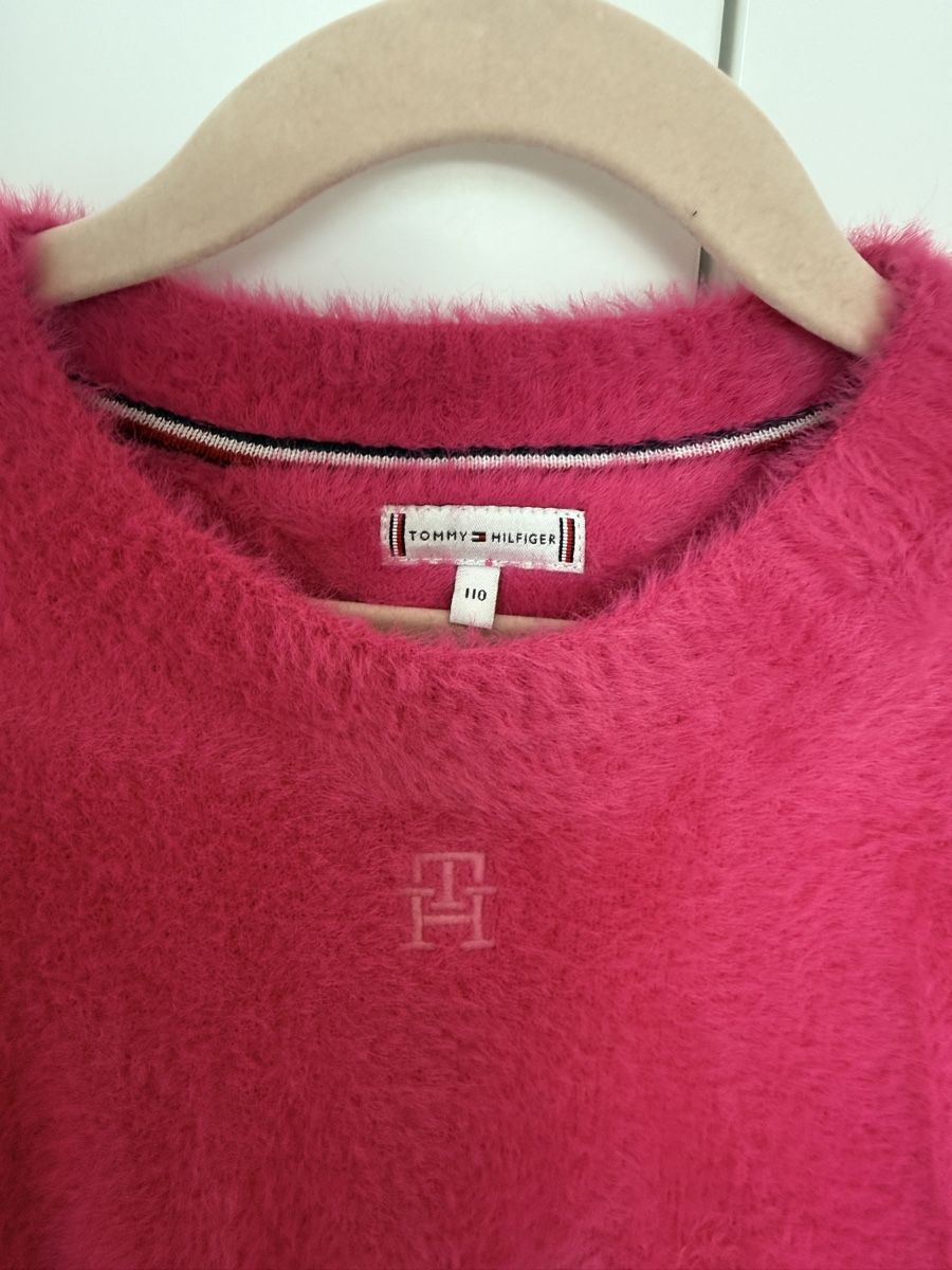 Tommy Hilfiger Maglioni & Felpe: Pull tout doux Tommy Hilfiger rose vif, taille 110! – Usato da Romanel-sur-Lausanne venduto da RitaPereira 5