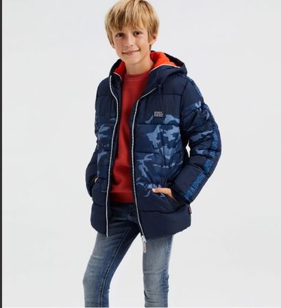 Winterjacke  für Jungs Gr.122 - 128 neu
