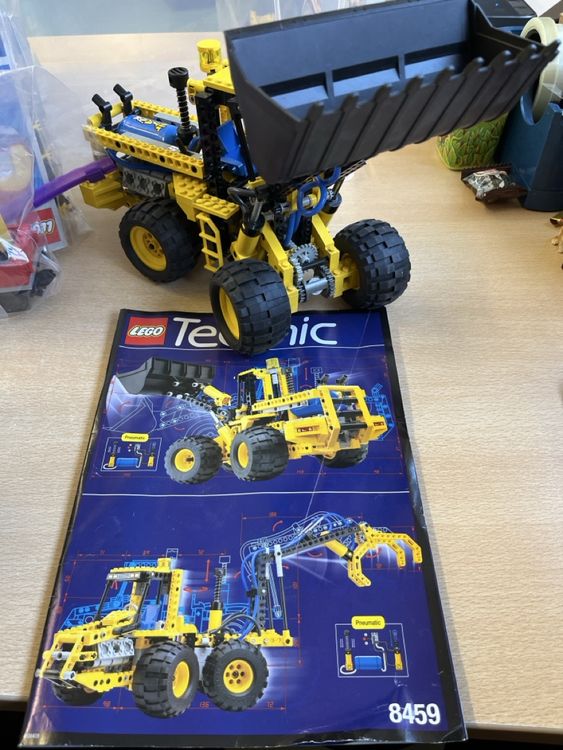 Lego Technic Pneulader 8459 (Gebraucht) in Gommiswald für CHF 35 – mit ...