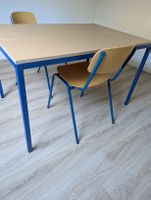Schreibtisch