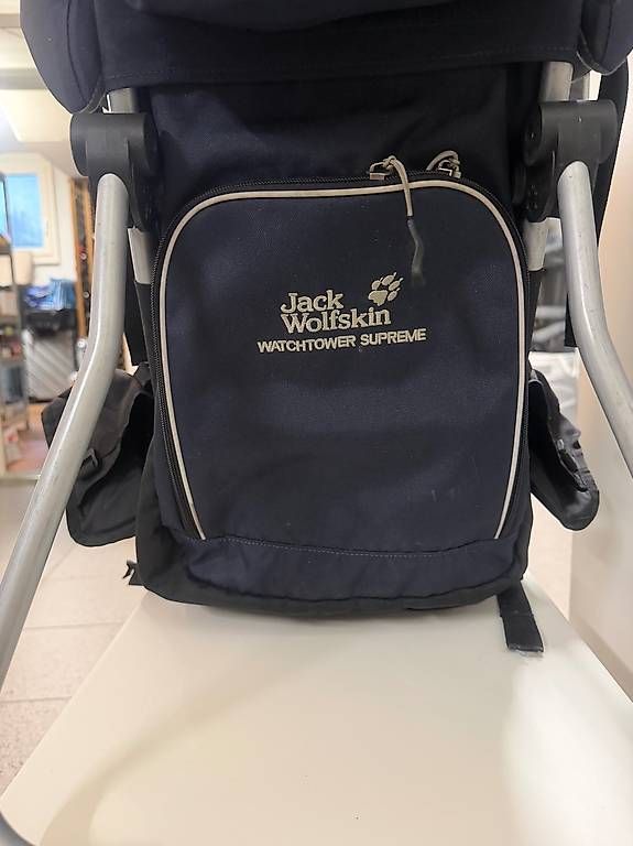 Porte-bébés ventraux & dorsaux: Kinder-Tragerucksack Jack Wolfskin – D'occasion à Lengnau AG par ste_dmz5 3