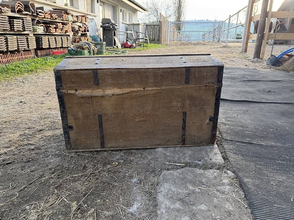 Truhen: Truhe 85x45x50 cm – Gebraucht aus Sarmenstorf von NiGil 1