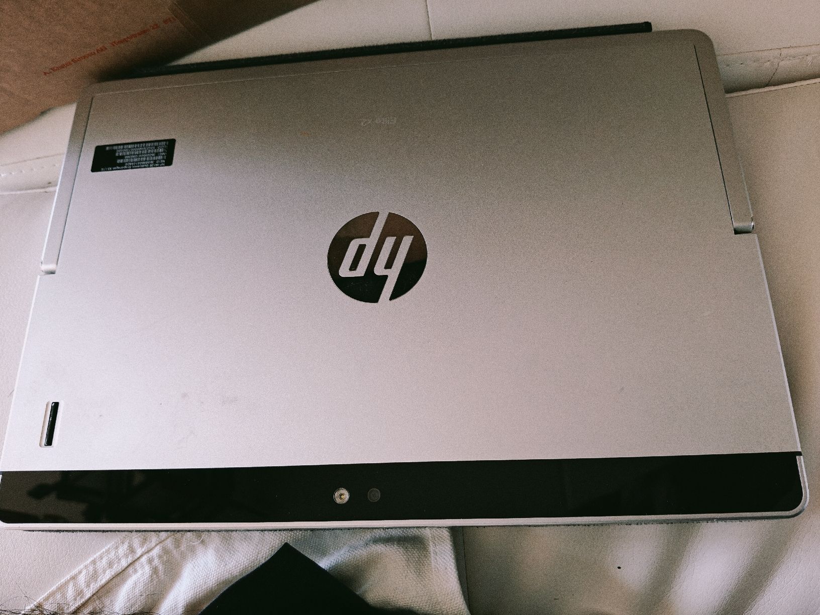 PCs: Hp x2 1012 g1 m5 6y54 256Go – D'occasion à La Chaux-de-Fonds par Honit.ch 1