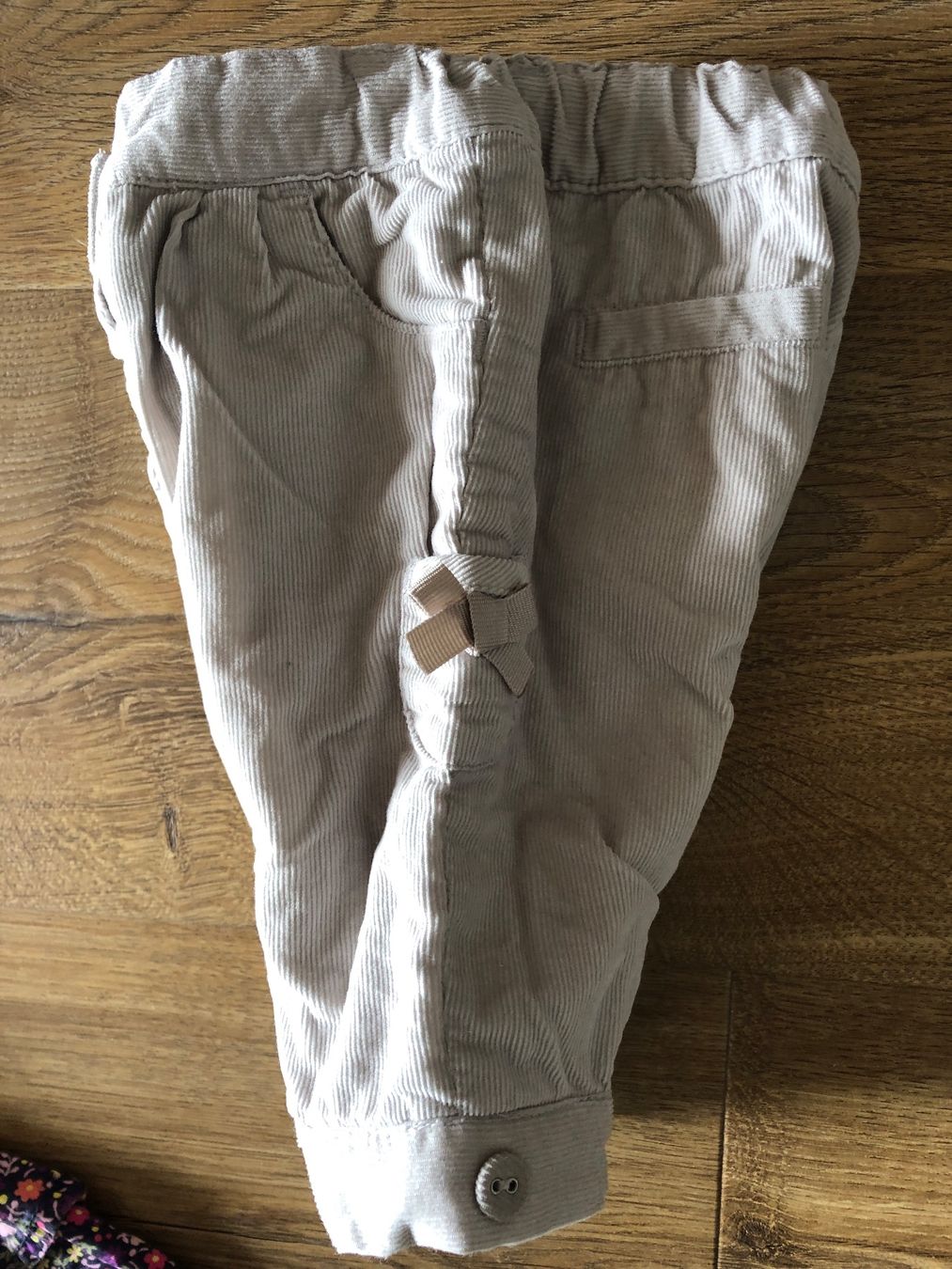 Hosen: Baby corset trousers 12-18M – Gebraucht aus Brugg AG von Magna3 2