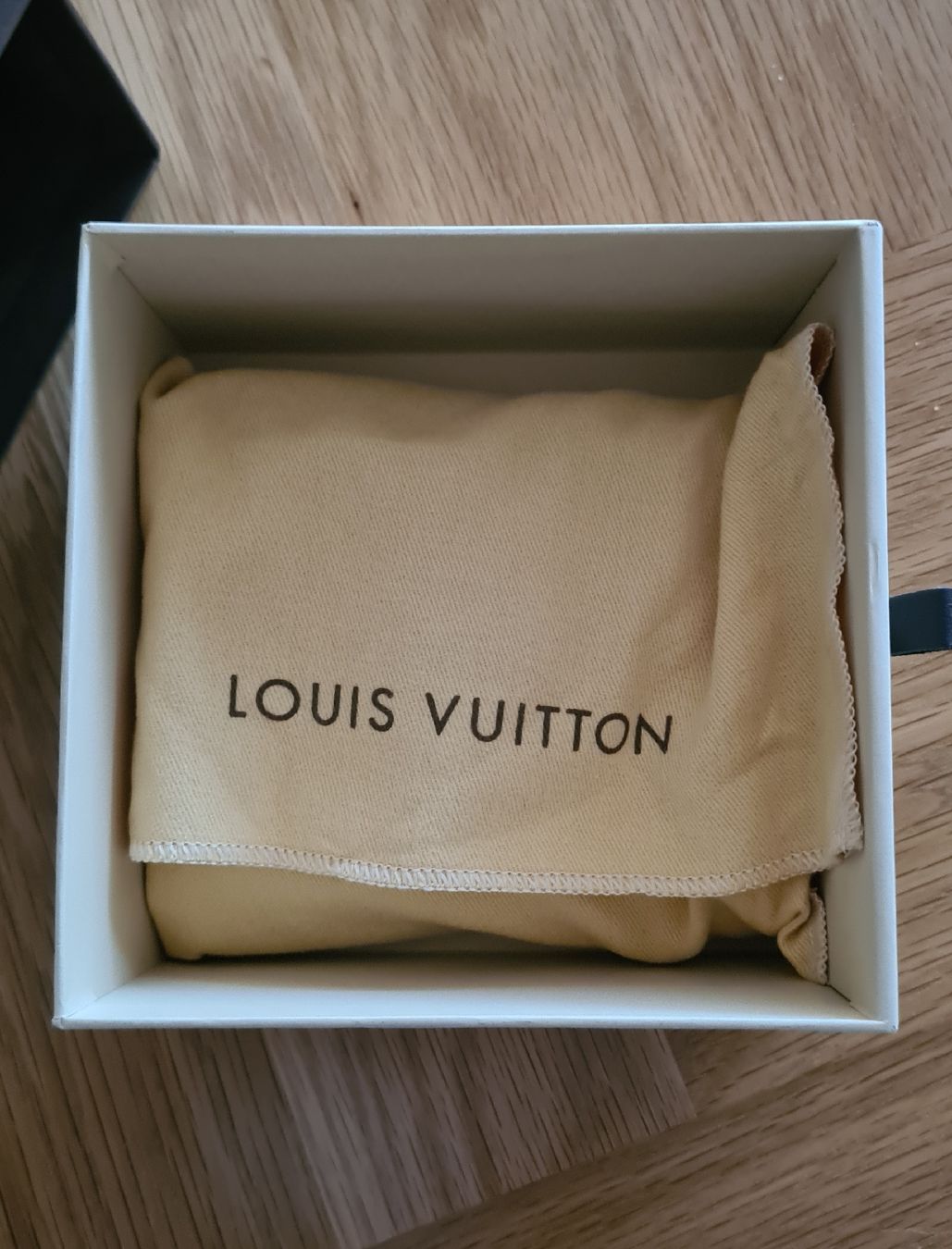 Louis Vuitton Portamonete: Porte-monnaies LOUIS VUITTON KOALA Azur – Nuovo e nell'imballaggio originale da Delémont venduto da KIKI49 3