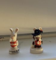 Lot de 2 figurines Les Lapins Crétins  état neuf