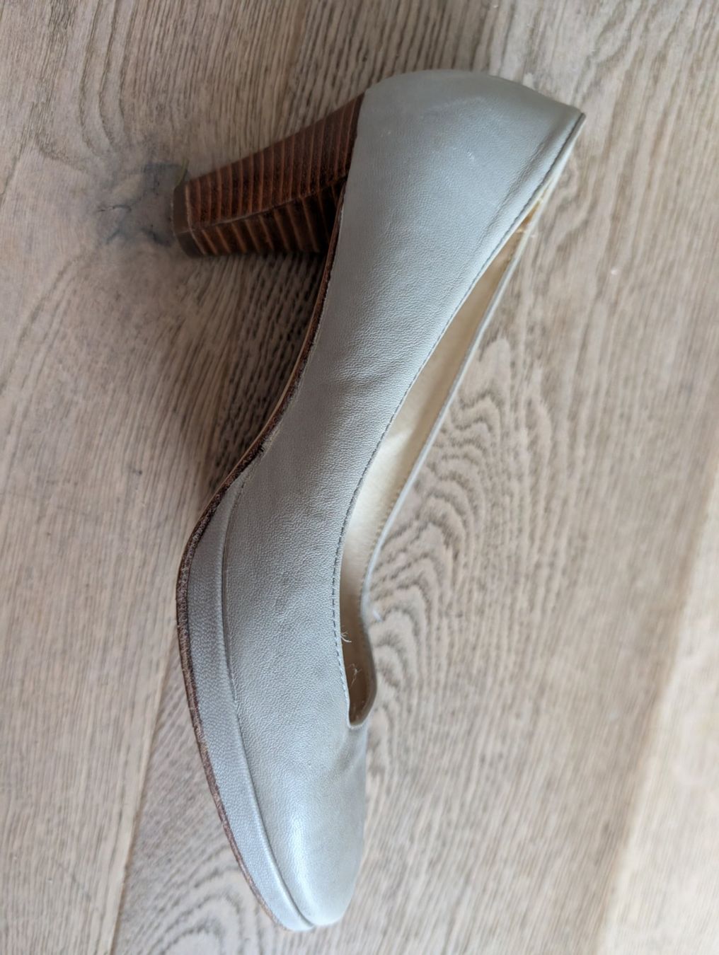 Scarpe da donna: Elegante COLONYS Lederschuhe, hellgrau, Grösse 36 – Usato da Zürich venduto da kein-design 2