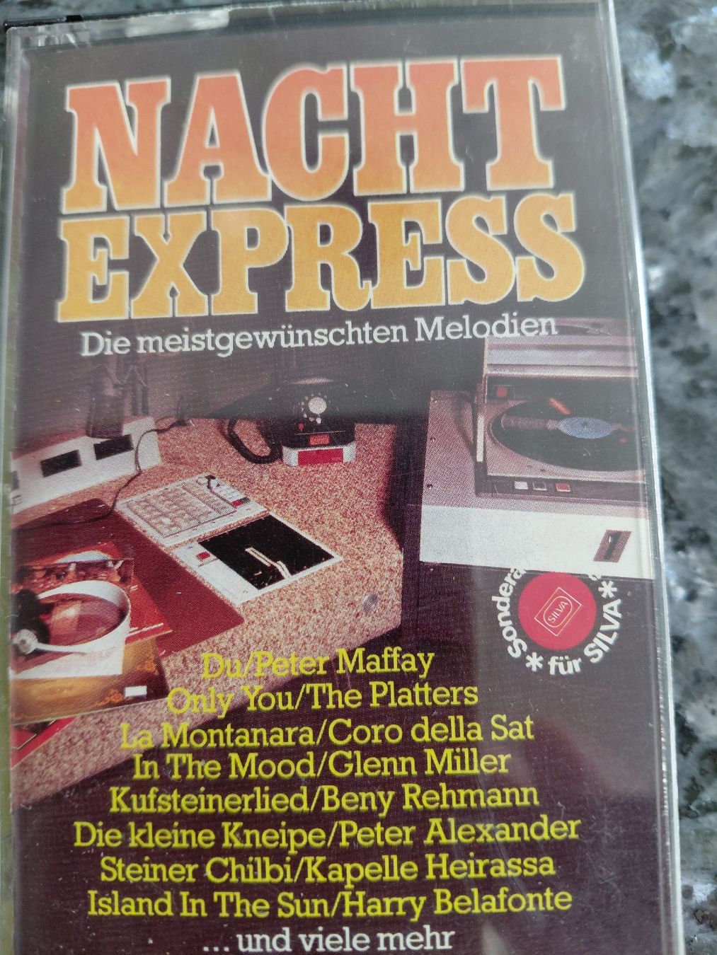 Musicassette: 2 Tonbandkassetten.  – Usato da Bonaduz venduto da topolino052 5