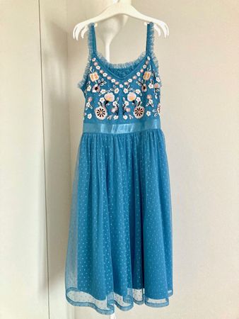 Robe à bretelles fines avec broderies et tulle, 9-10 ans