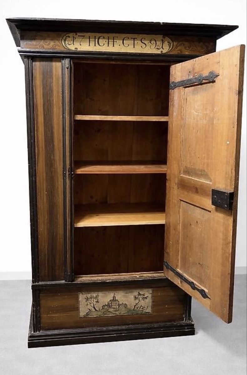 Armadi: Antiker Schrank – Usato da Rickenbach Sulz venduto da pbf9 1