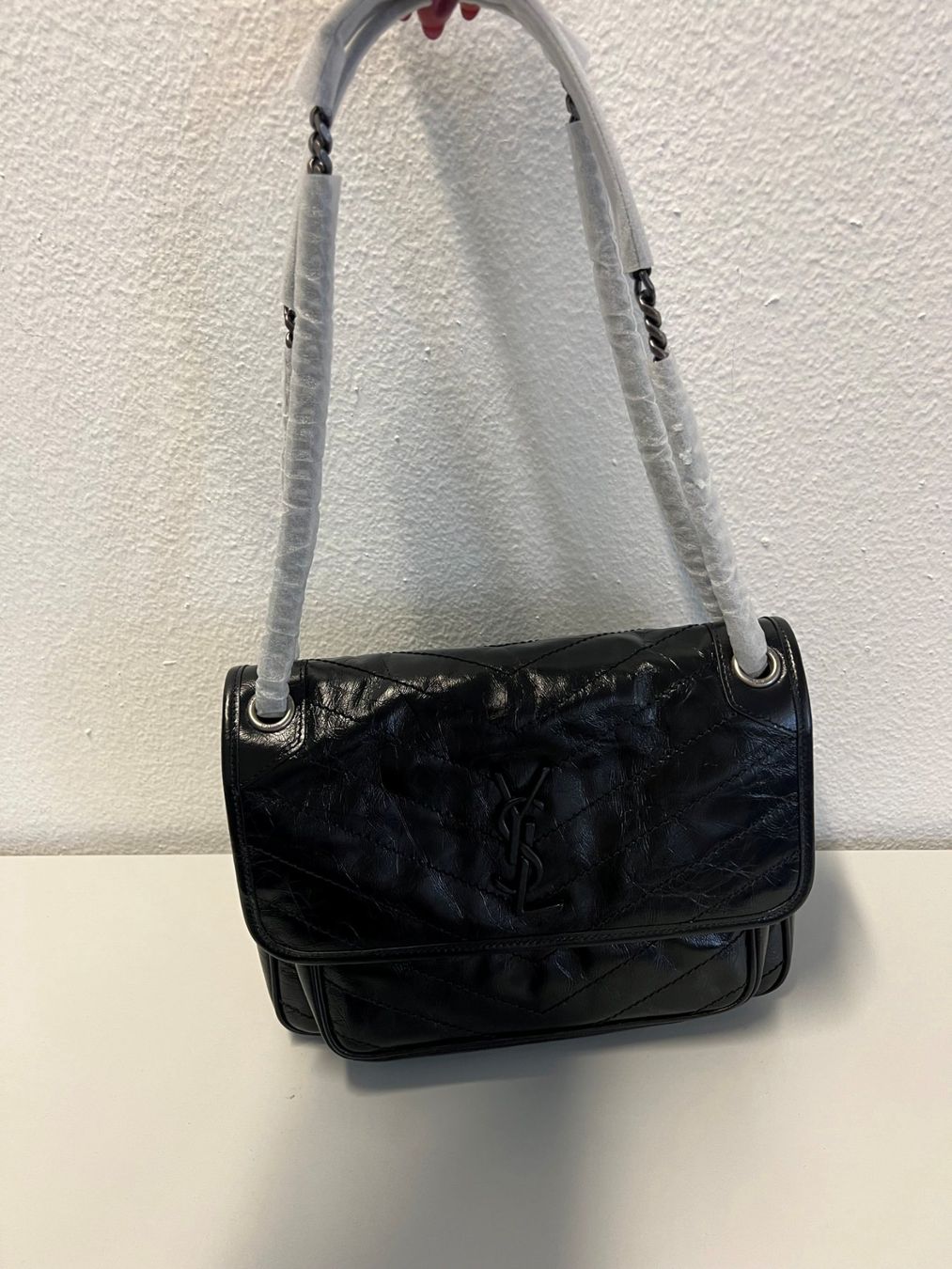 Saint Laurent Borse: Yves Saint Laurent mittlere Niki – Nuovo e nell'imballaggio originale da Lufingen venduto da mel_5yt5 3