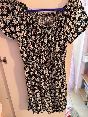 Süsses Blumenkleid von H&M ca. Gr. M