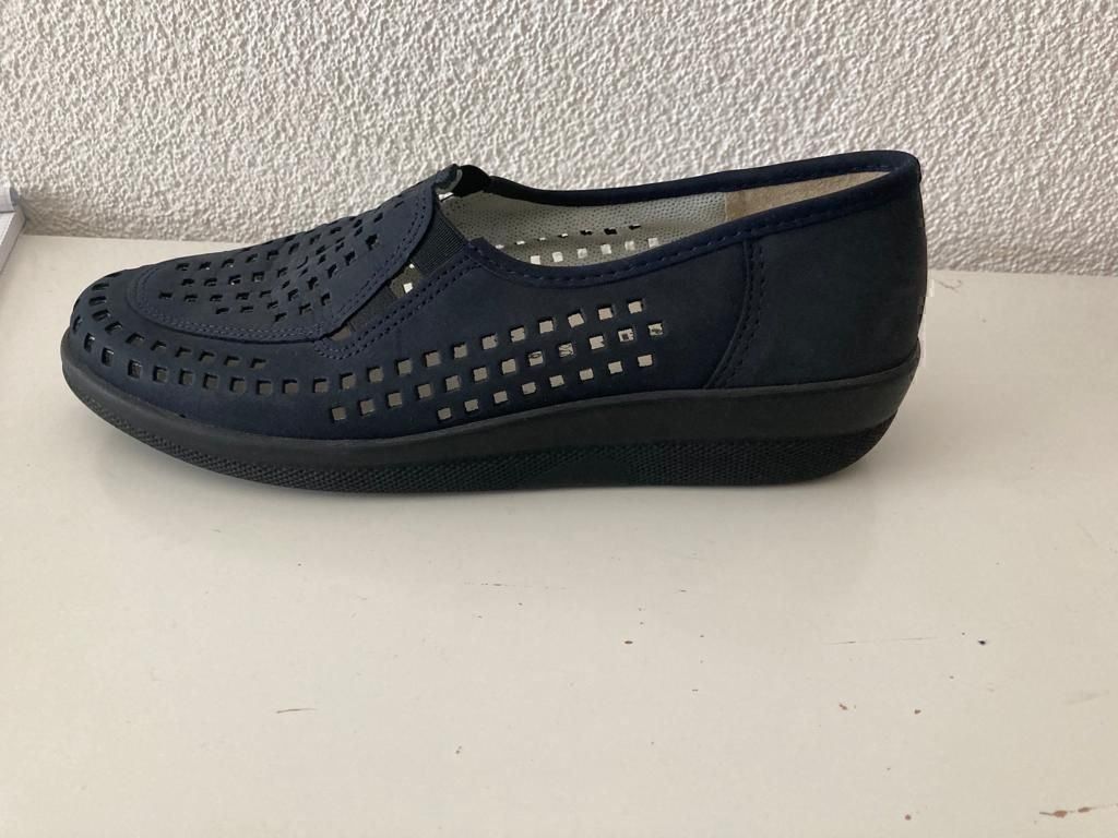 Scarpe da donna: Damenschuhe, Gr. 4 1/2, blau – Nuovo e nell'imballaggio originale da Rotkreuz venduto da RoseAss 1