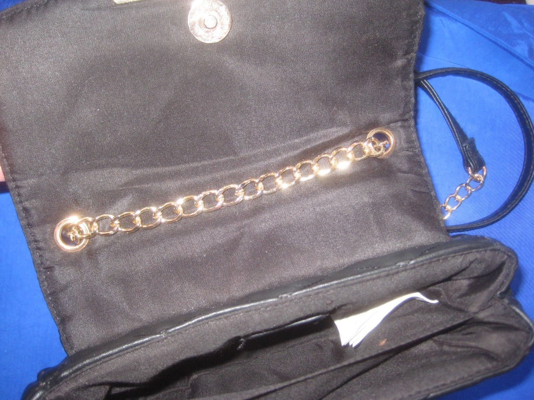 Borse da donna: UMHÄNGE HANDTASCHE – Usato da Uster venduto da flocke1 3