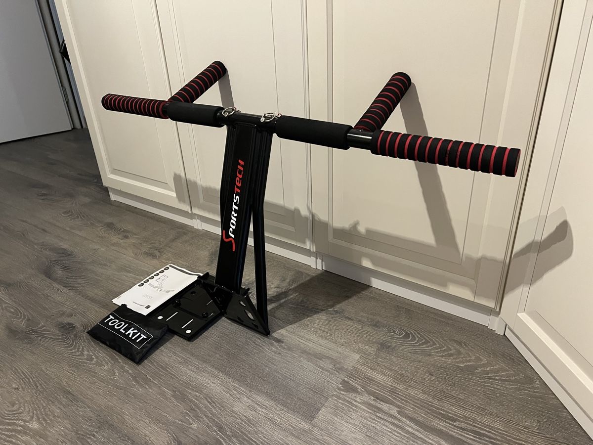 Hometrainer: Klimmzugstange sowie Dip-Station – Usato da Herzogenbuchsee venduto da risch2010 1