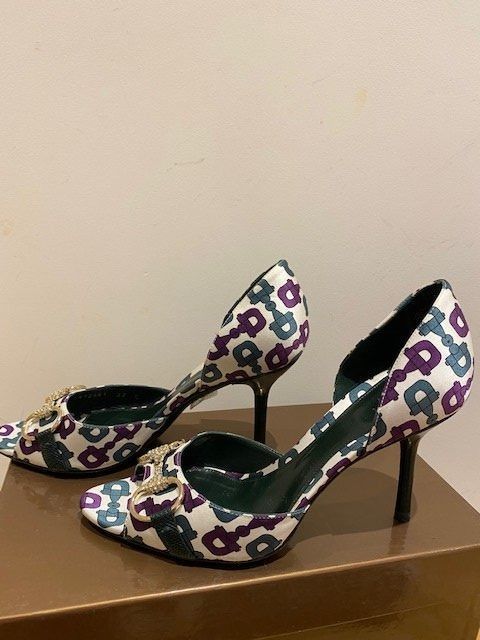 Gucci Scarpe da donna: Gucci Damenschuhe – Usato da Cham venduto da Monaco2013