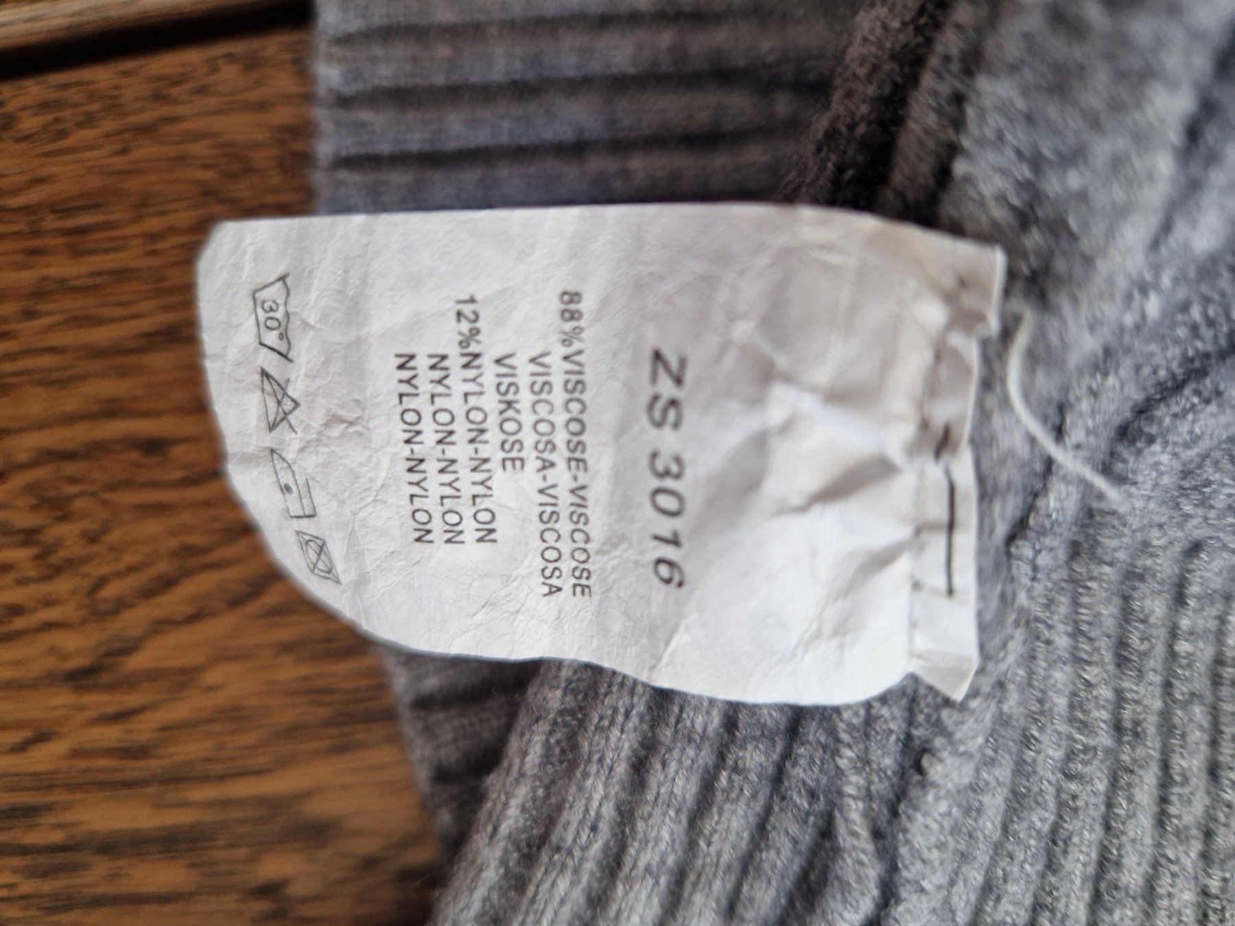 Pullover & Sweatshirts: PULLOVER COURT – Neu und originalverpackt aus Camorino von JPHANDMADE1 3
