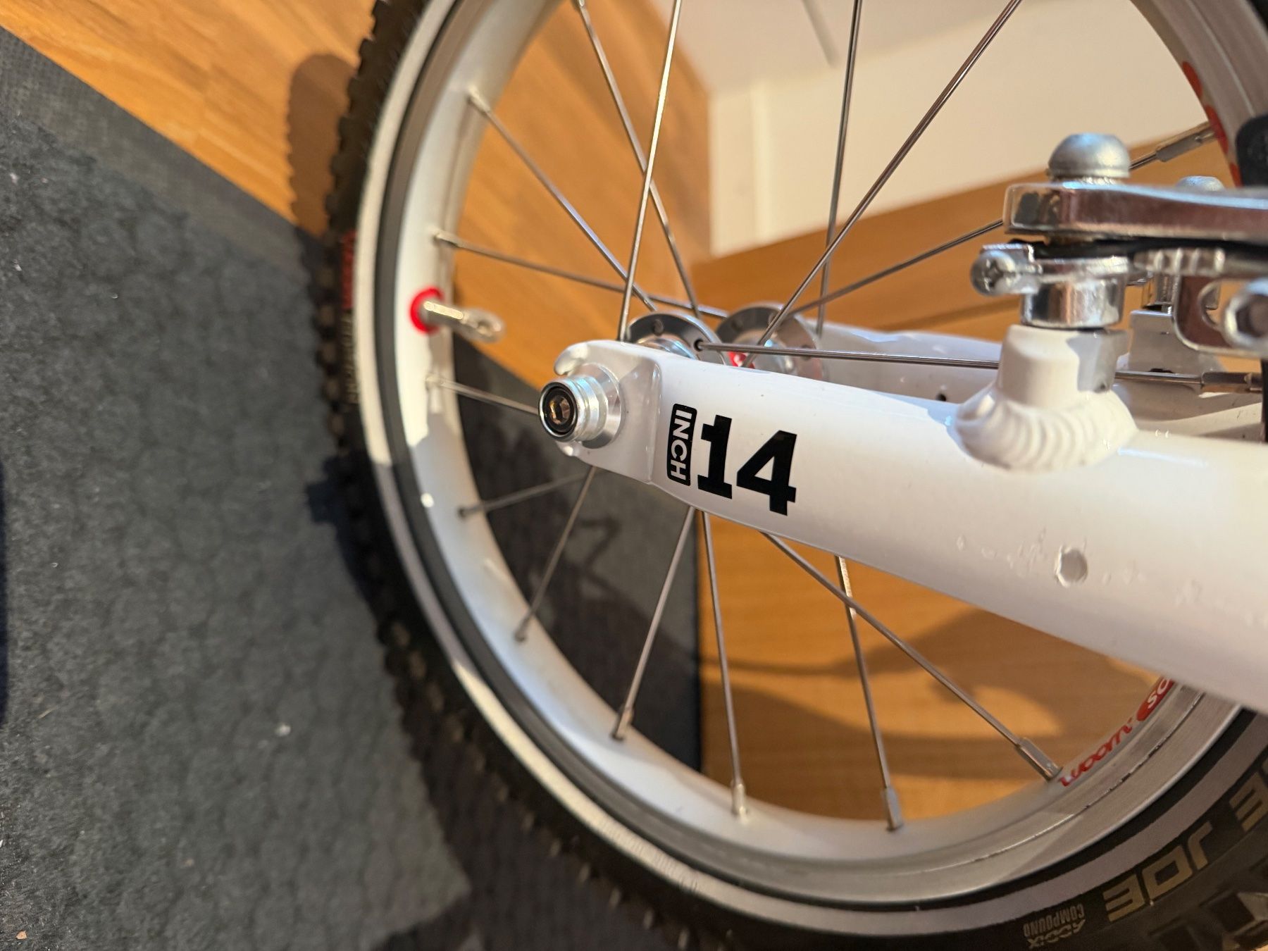 Woom Velos: Woom 2 Kinderfahrrad – Gebraucht aus Winterthur von mda_pqp8 2