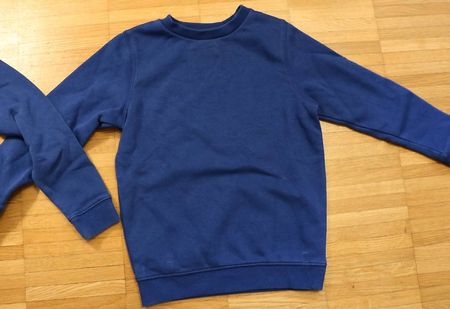 1x dicker Pullover Grösse 110