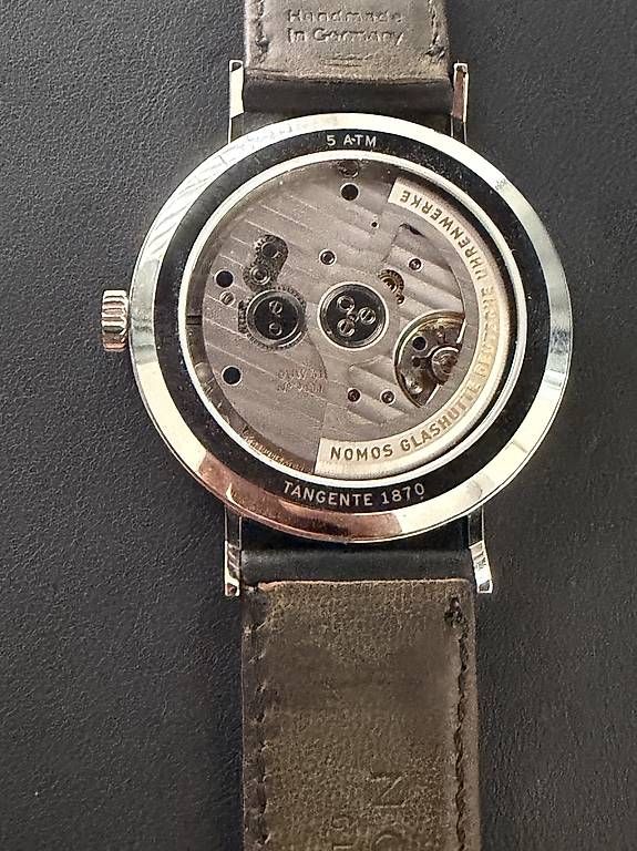 Nomos Montres: NOMOS Tangente Neomatik 41 – D'occasion à Zürich par timeio-swapwatch 4