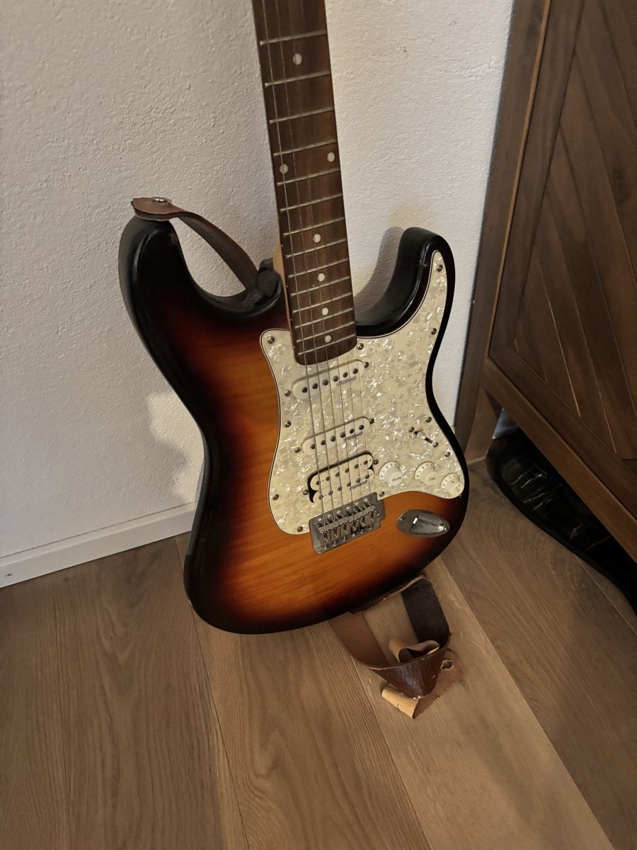 Strumenti musicali: E-Gitarre – Usato da Inwil venduto da Seli_Schnellfuss 1