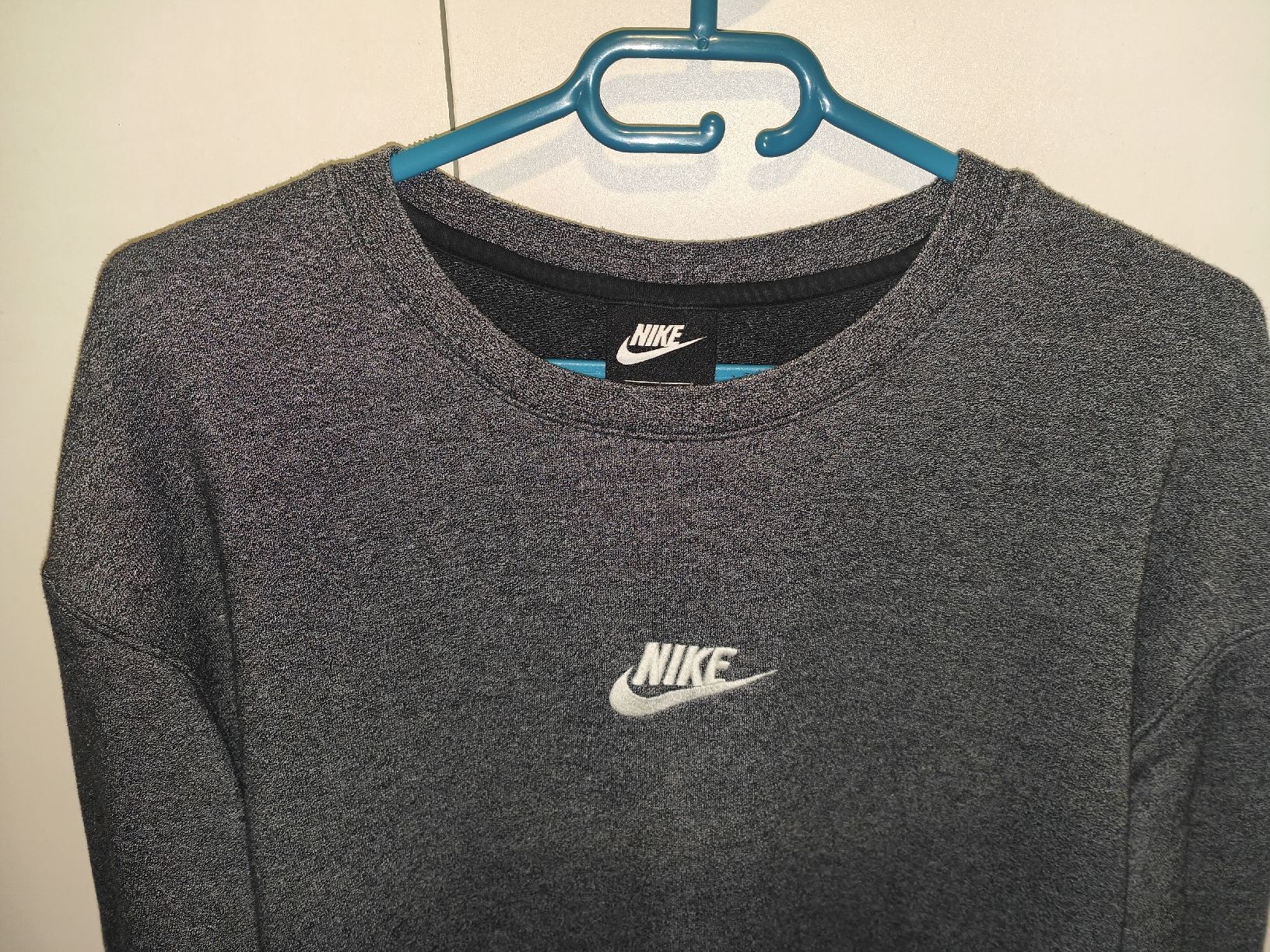 Nike Maglioni & Felpe: Nike Heritage Sweatshirt grau Grösse L – Usato da Rothrist venduto da SiddharthaMoon 2