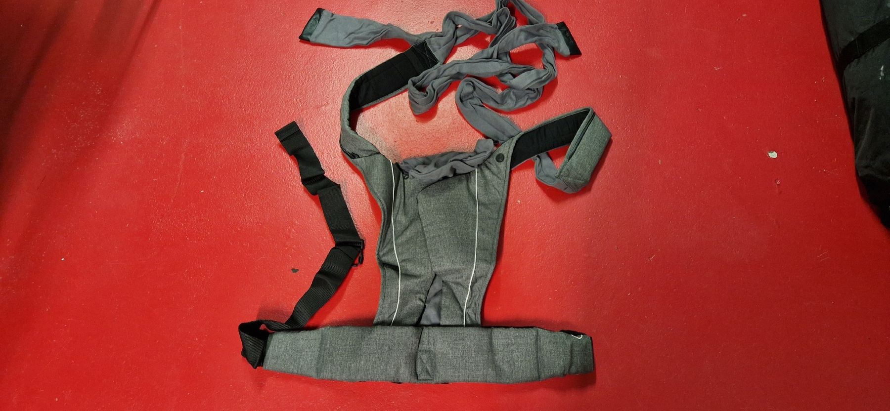 Cybex Bauch- & Rückentragen: Cybex Yema.tie Babytrage – Neu (gemäss Beschreibung) aus Metzerlen von chimeira86
