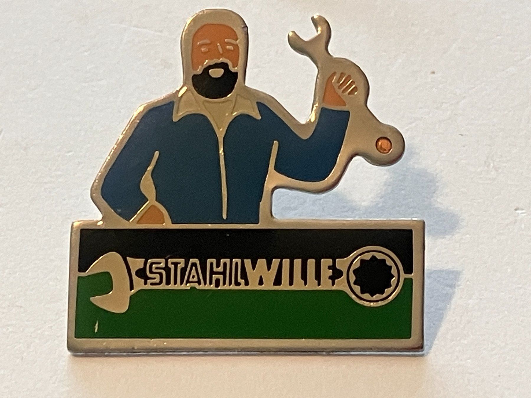 Placchette & Badge: 1 Pin Stahl Wille – Usato da Basel venduto da djwwpp