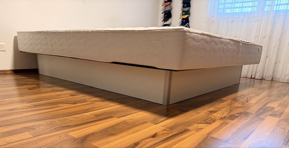 Letti: Bodyform Wasserbett – Usato da Horriwil venduto da Trix016 2