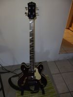 SEMI AKUSTIK BASS, HARLEY BENTON