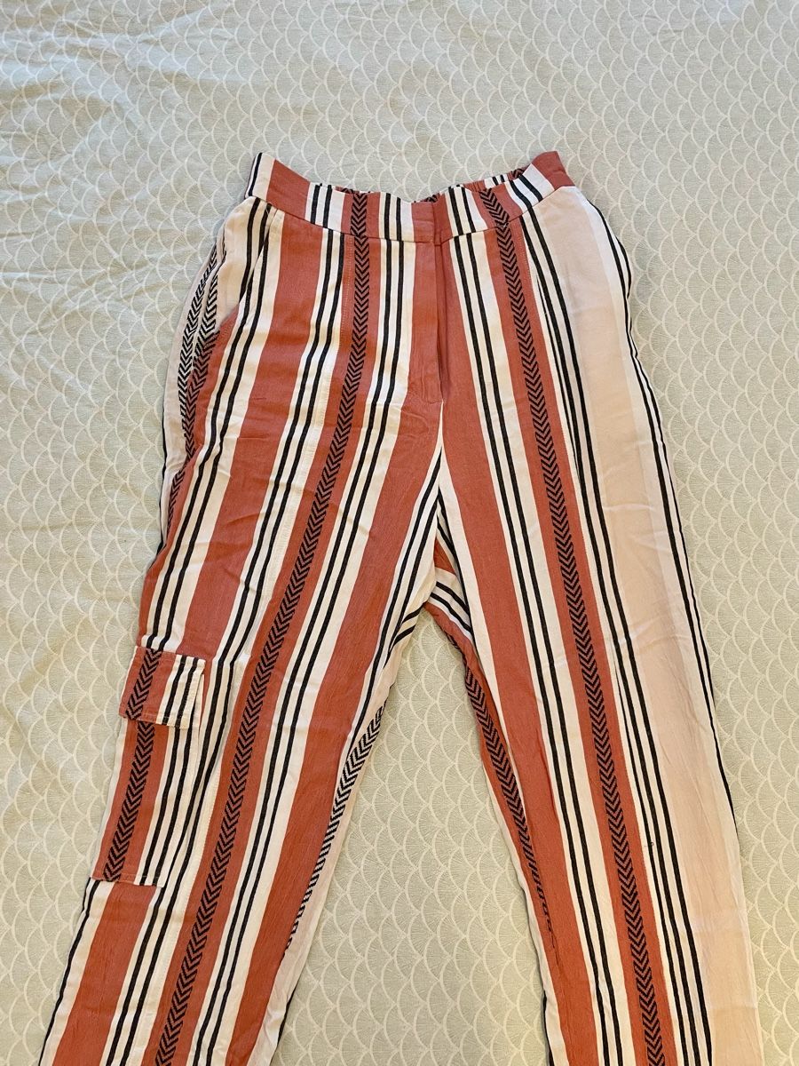 Lala Berlin Pantalons: Hose gestreift Lala Berlin Gr. M – D'occasion à Zürich par vik_isi 1