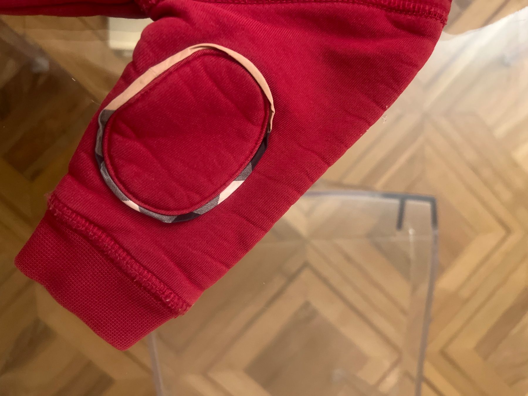Burberry Giacche & Cappotti: Sweat Burberry rouge taille 9 mois – Nuovo (secondo la descrizione) da Lausanne venduto da Flo1006 5