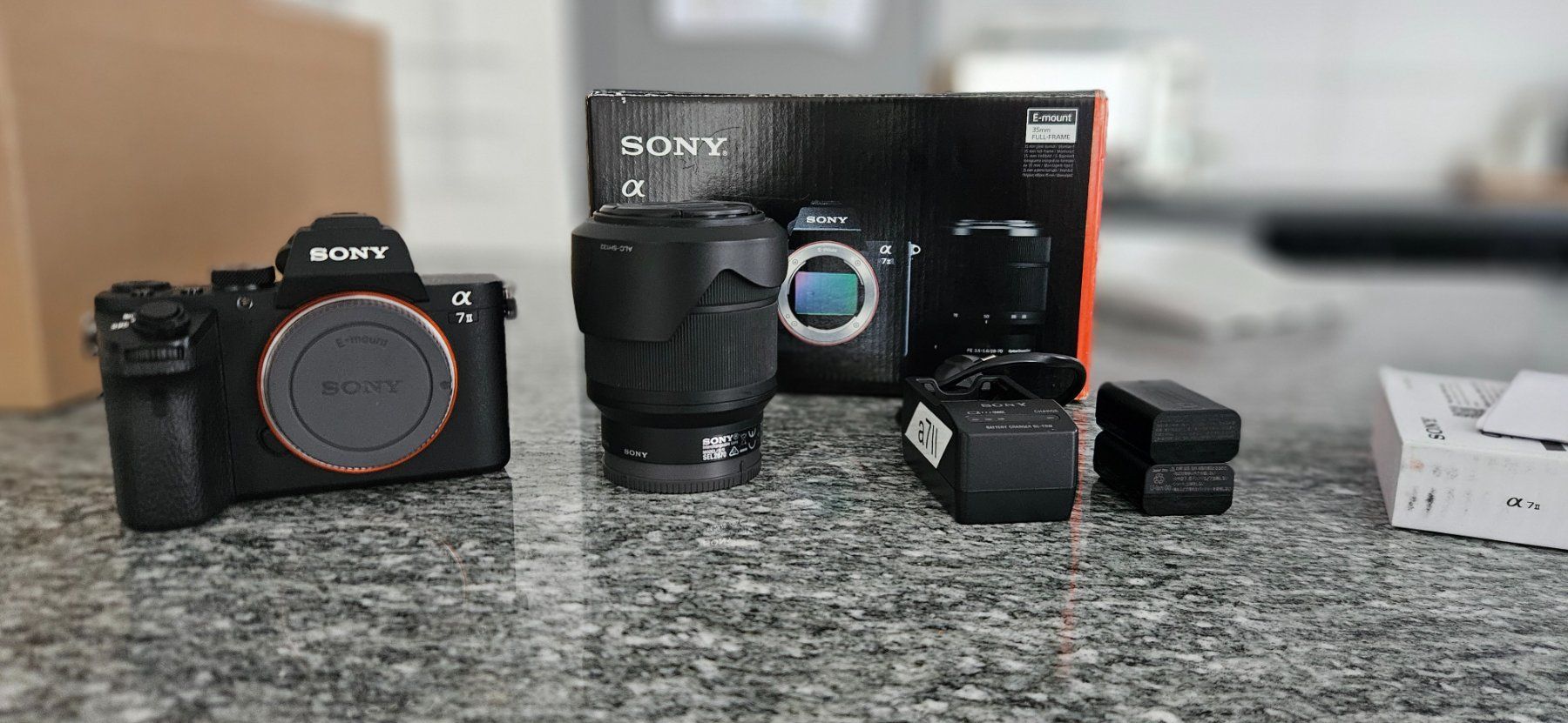 Sony Appareil photo: Sony A7 II mit 28-70mm Kit-Objektiv – D'occasion à Chur par PQ96 4