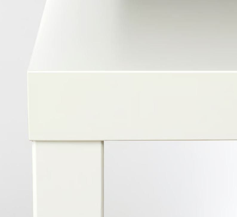 Tavoli: Weisses IKEA Tischli, neu & originalverpackt – Nuovo e nell'imballaggio originale da Koppigen venduto da Kellerfundsachen 1