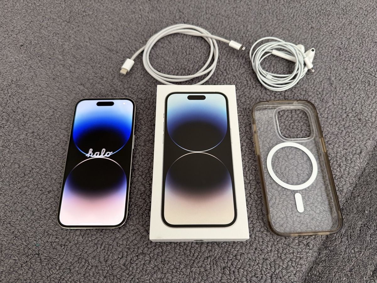 Apple Portables: iPhone 14 Pro, Silver, 256GB, A2890 – D'occasion à Confignon par mil_rb67