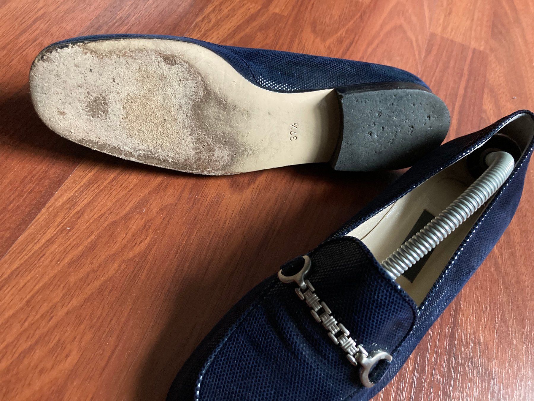 Bally Damenschuhe: Bally Loafer Damen dunkelblau mit Original-Box – Gebraucht aus Unterseen von amj_zz7j 1