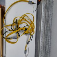 Flachbandkabel mit Anschlusspunkten