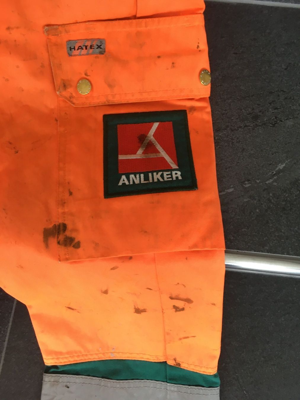 Pantaloni: Arbeitskleidung Arbeitshose Bauarbeiter Gr. 38 – Usato da Bettwiesen venduto da Zustand57 3