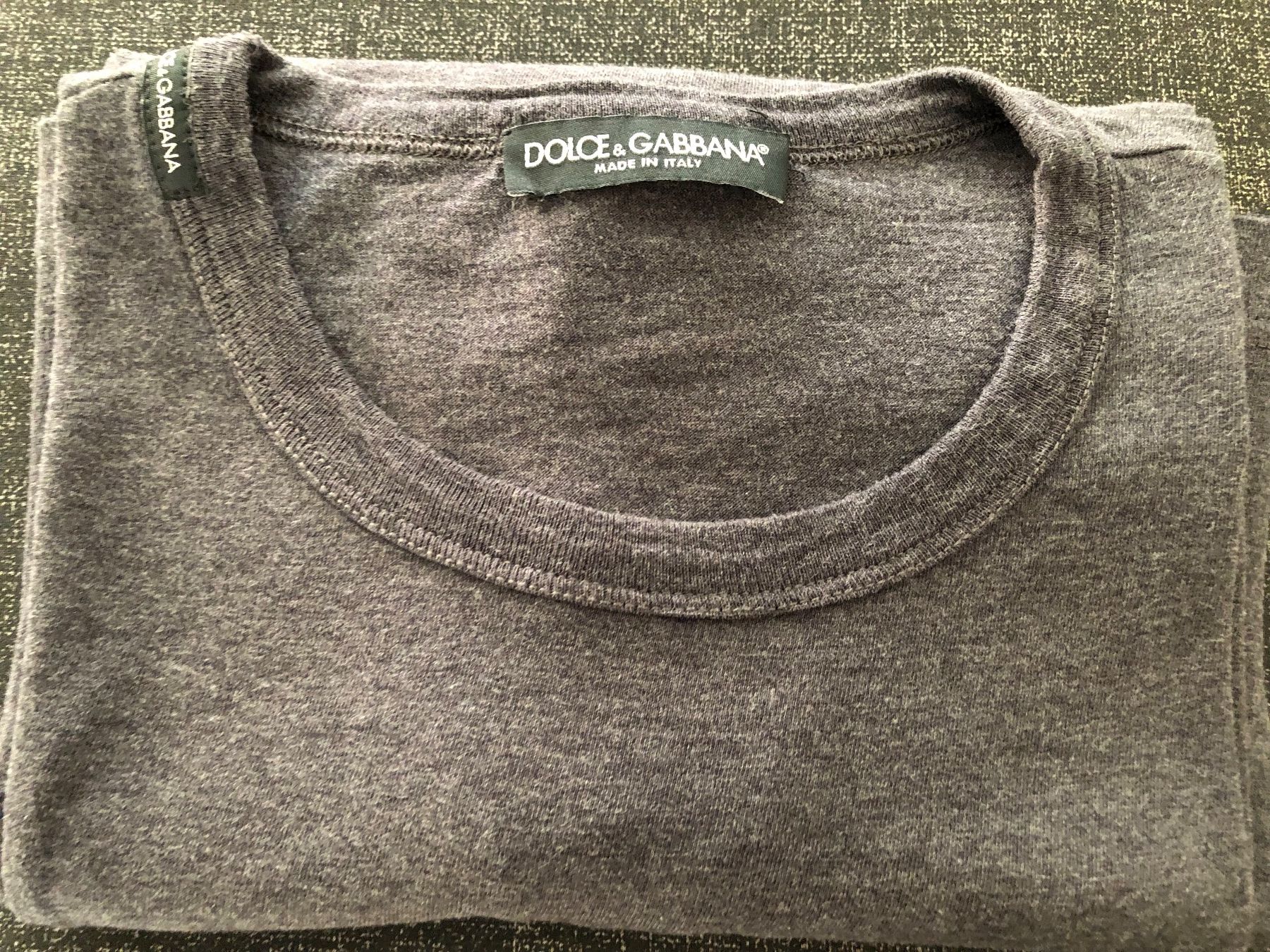 Dolce & Gabbana T-shirt: Dolce & Gabbana Shirt  grau Grösse M – Usato da zürich venduto da ritas0102