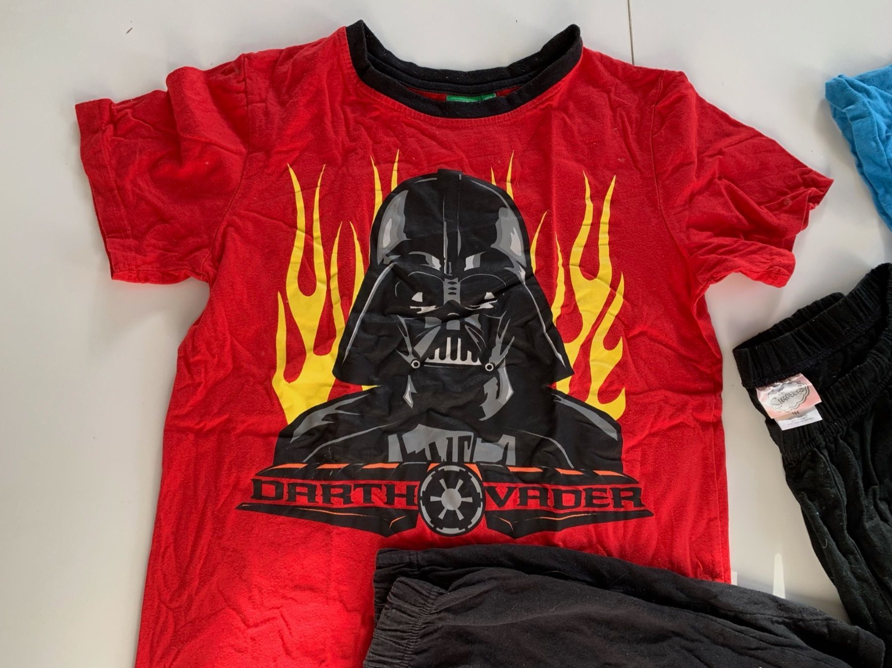 Star Wars Pyjamas: THE SIMPSONS & STAR WARS Pyjamas Gr. 164 – D'occasion à Meiringen par Jackwashere 1