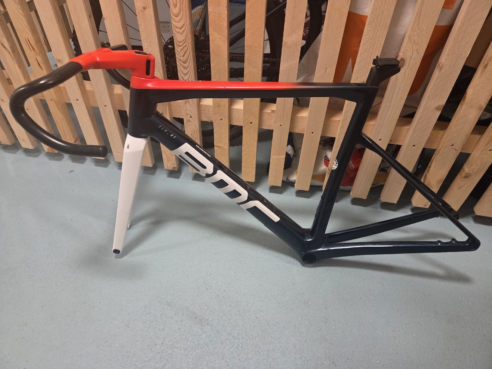 BMC SLR01 Rennrad Rahmen mit Lenker und Gabel weiss (Defekt) in ...