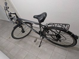 Velo/Fahrrad inklusive Schloss