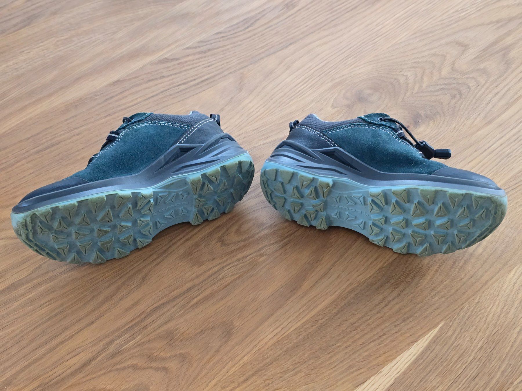 Lowa Herrenschuhe: Trekkingschuhe Lowa Gore-Tex Gr. 28 – Gebraucht aus Zäziwil von Seisler 3