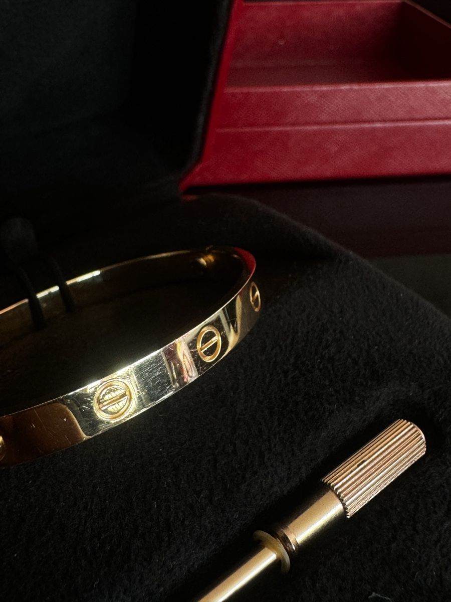 Bracciali & Braccialetti: Cartier : Love, Modèle classique. Deja Porté. – Usato da Mont-sur-Lausanne venduto da sof_2ggn 2