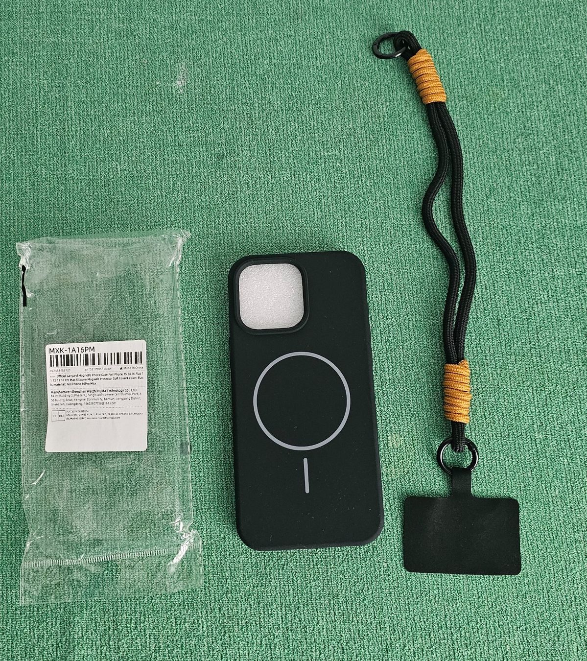 Apple Telefoni cellulari / Smartphones: iPhone 16Pro Max Handyhülle – Nuovo e nell'imballaggio originale da Bronschhofen venduto da Xena37